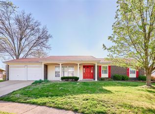 5122 Amberglow Dr, Saint Louis, MO