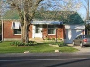 3611 Green Park Rd, Saint Louis, MO 63125