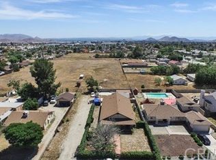 435 W Randall Ave, Rialto, CA 92376
