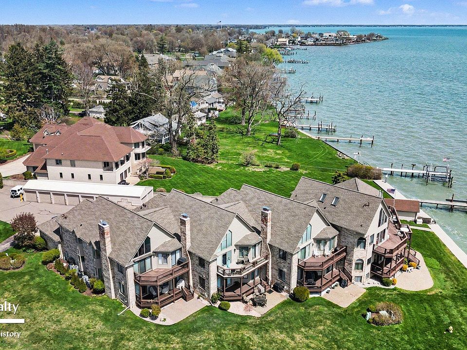 1st image of 50703 Harbour View Dr N