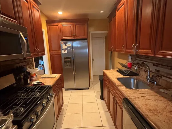 510 E 51st Street, Brooklyn, NY 11203