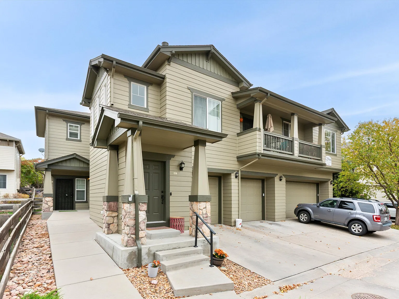 12944 Grant Cir W - B — Photo 2