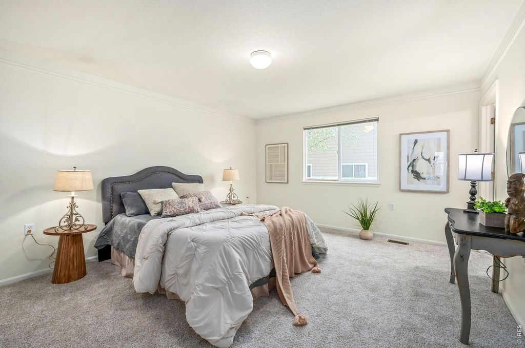 6621 Desert Willow Way #1