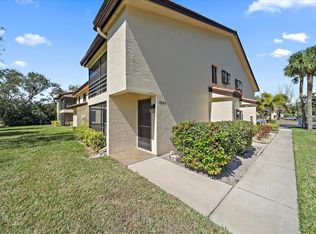 5654 Gardens Dr, Sarasota, FL 34243
