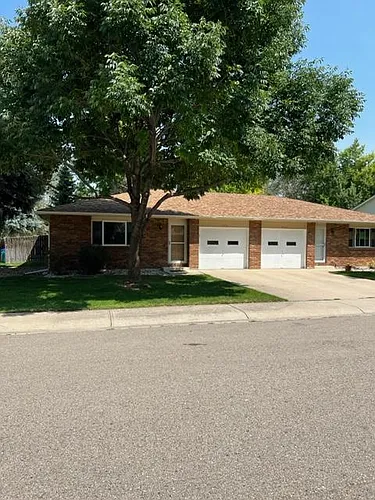 2030 Custer Dr Photo 1