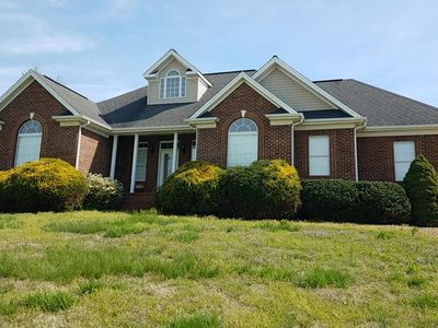 286 Fairway Dr, Mooresburg, TN, 37811