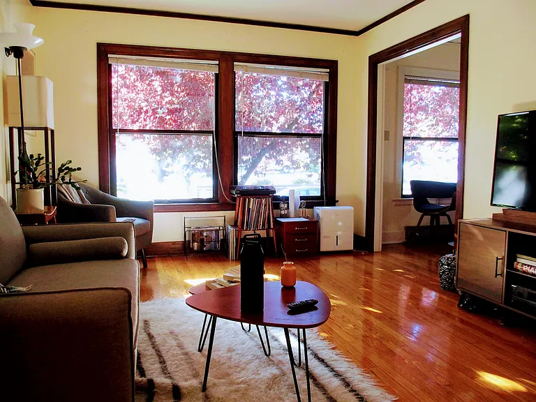 614 10th Ave E #104 — Photo 13