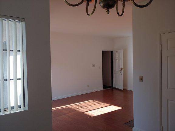 5th image of 468 E Cypress Ave APT 203
