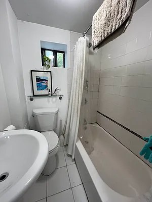 Rented by Delmark Realty LLC | media 60