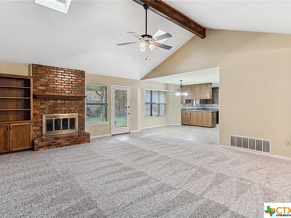 4th image of 3009 Oakwood Dr