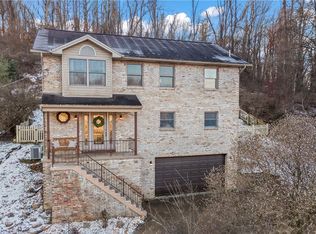 36 Norton Dr, Finleyville, PA