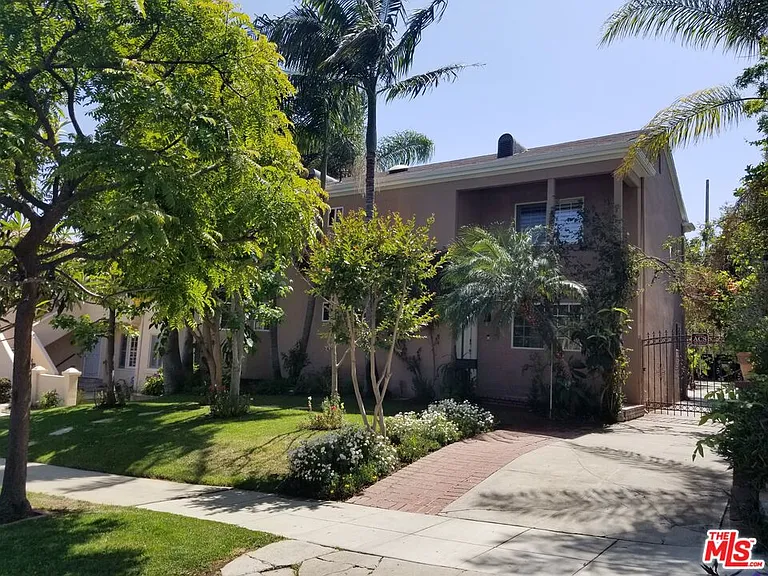1745 Midvale Ave — Photo 1