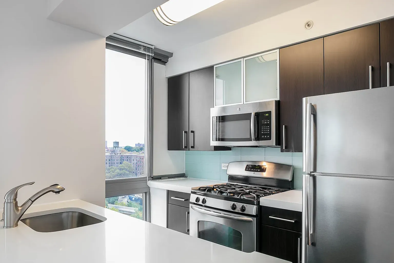 257 Gold Street — Photo 3