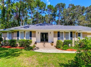 209 Sweetbriar Rd, Summerville, SC 29485