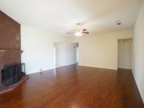 2nd image of 5020 Pleasant Dr
