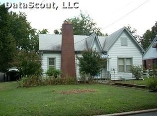 305 S Saint Joseph St, Morrilton, AR 72110