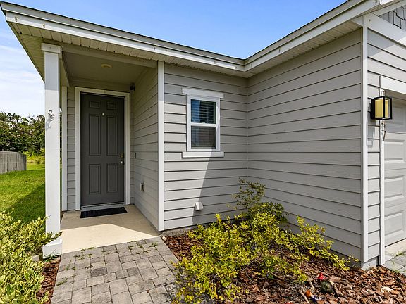 3rd image of 1447 NW 136th Blvd