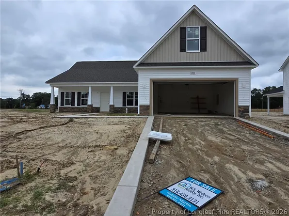 4311 Kirkhill Ct, Wade, NC 28395