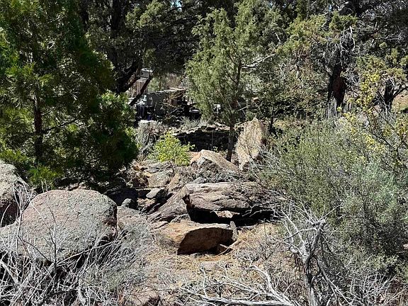 3rd image of Bucks Point Rd