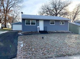 3319 Welshire Dr, Bettendorf, IA 52722