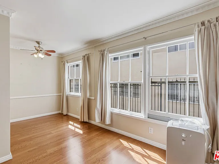 1643 N Formosa Ave #5 — Photo 9