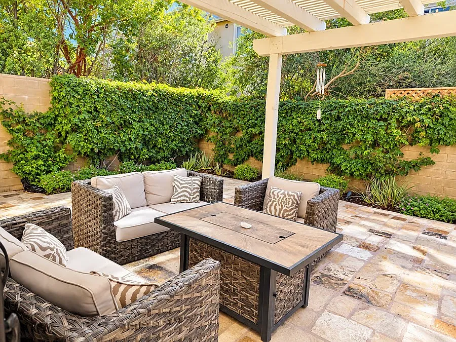 5 bed, 2536 sqft, $8,000 — Photo 3