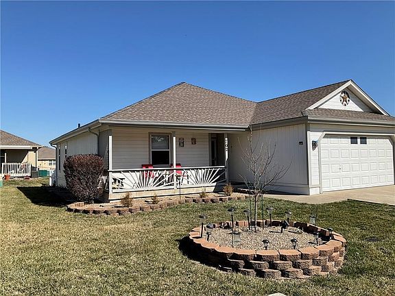 2nd image of 702 Twilight Ct