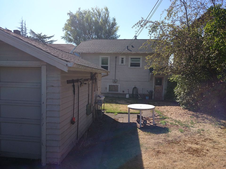 2nd image of 7304 15th Ave NE