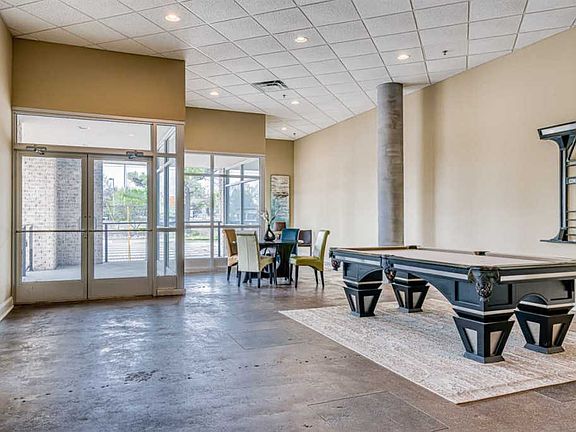 5th image of 648 Riverside Dr APT 207