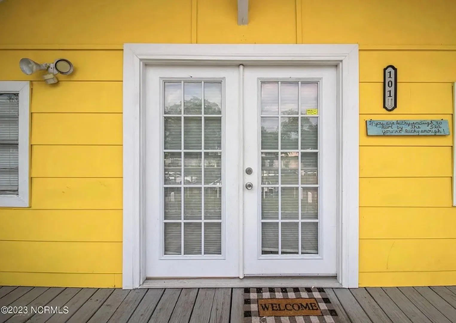 2 bedroom, 1 bathroom Beach Duplex — Photo 4