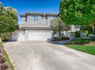 10008 Oak Tree Ct, Lone Tree, CO 80124