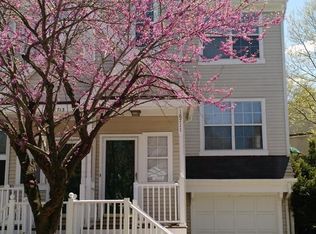 18711 Martins Landing Dr, Germantown, MD 20874