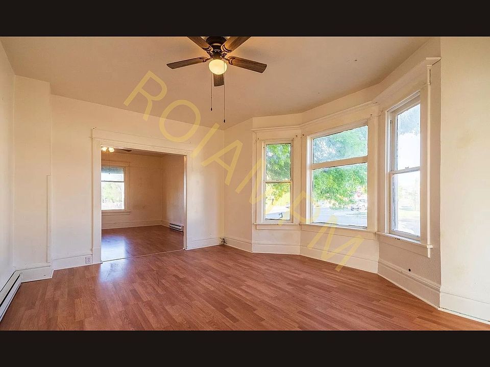 1st image of 605 2nd Ave N #1