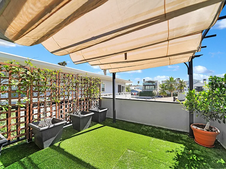 1024 W Balboa Blvd #C — Photo 13