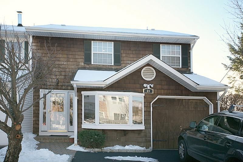 1st image of 54 Holiday Dr