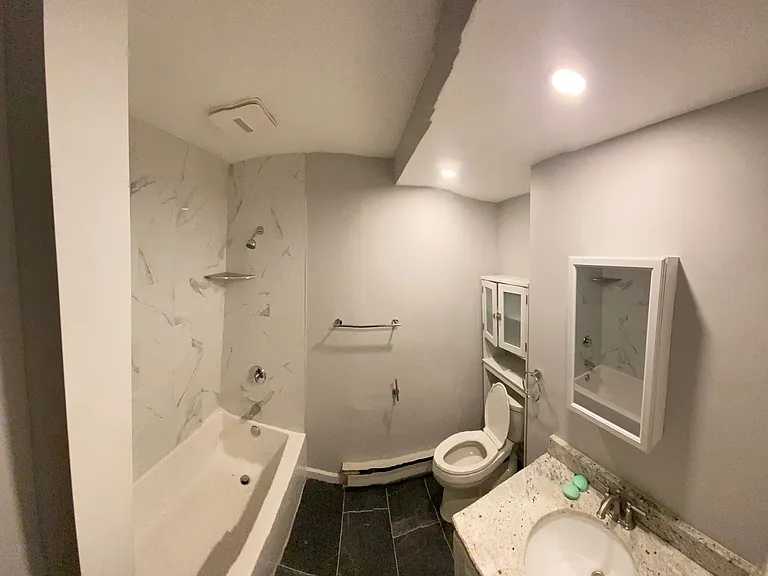 14 Murray Ave #3 — Photo 2