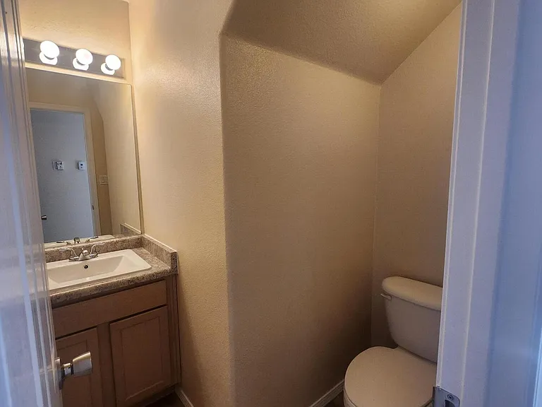 4220 Packaway Rd NW — Photo 8