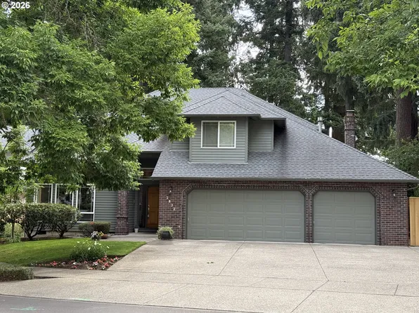 2832 NE Lorie Dr, Hillsboro, OR 97124