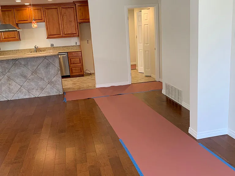 From entry toward kitchen laundry & bedroom hallway