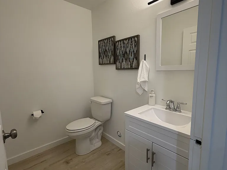 218 Reda Ln — Photo 8