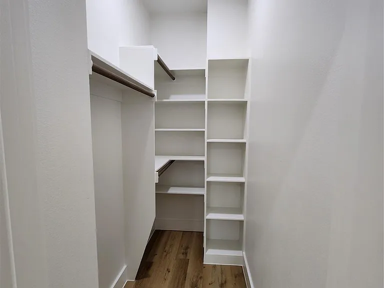316 S Sandra St #A — Photo 19