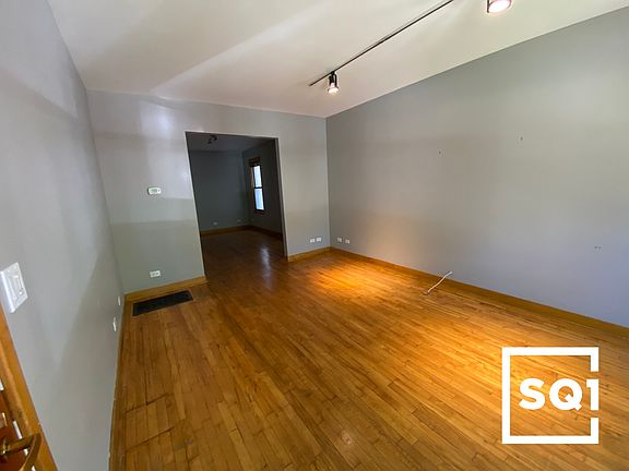 5th image of 3719 N Clifton Ave #1