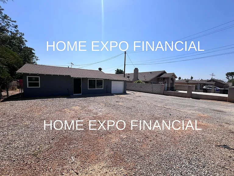 4256 Avon St — Photo 3