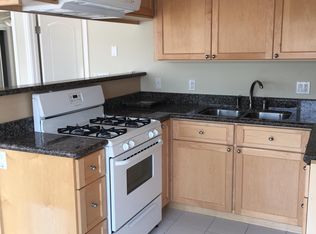 1565 W 218th St, Torrance, CA 90501