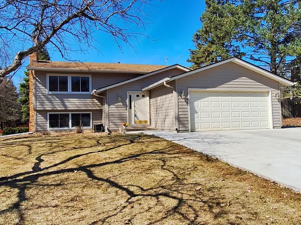 8501 Zanzibar Ln N, Maple Grove, MN 55311