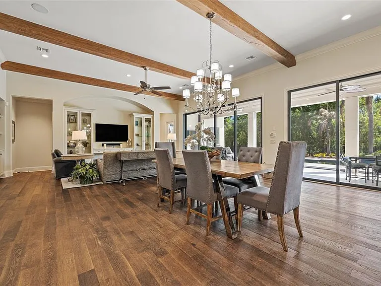 10243 Mattraw Pl — Photo 3