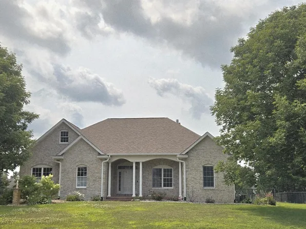 5097 N Village Dr, Leesburg, IN 46538