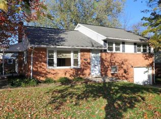 25 E Woods Dr, Lititz, PA 17543