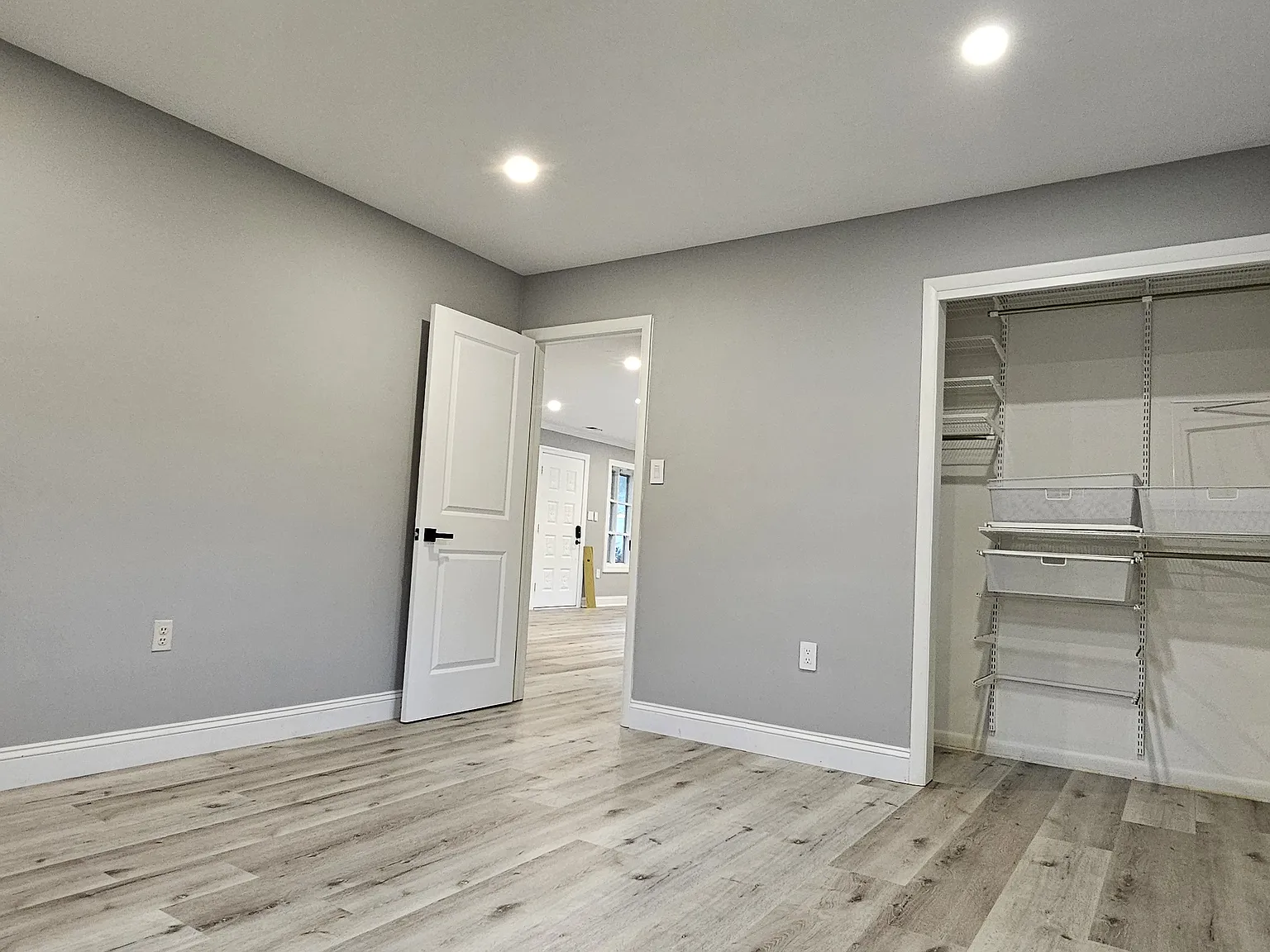 4 bed, 3120 sqft, $4,200 — Photo 3