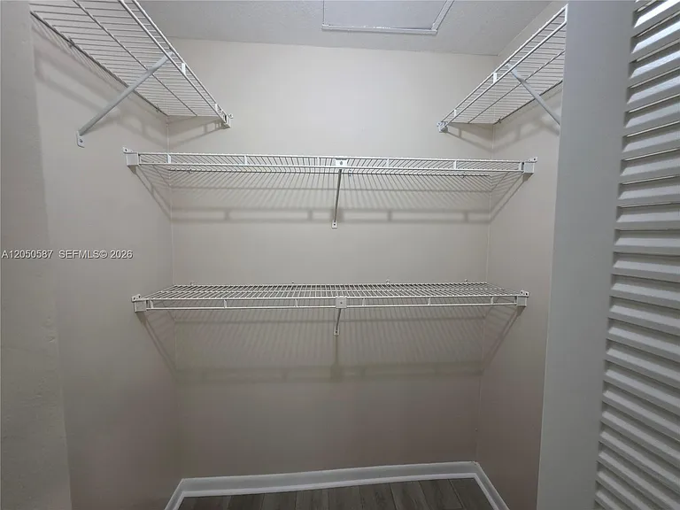 3790 N University Dr #H-1 — Photo 15